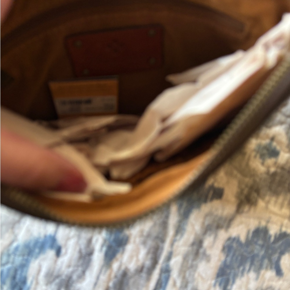 Patricia Nash Brown Embossed Leather Wristlet - Picture 4 of 5